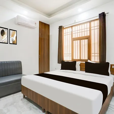 Hotel O Parl Crown-2
